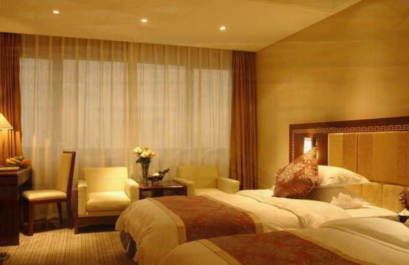 Capital Hotel 5*