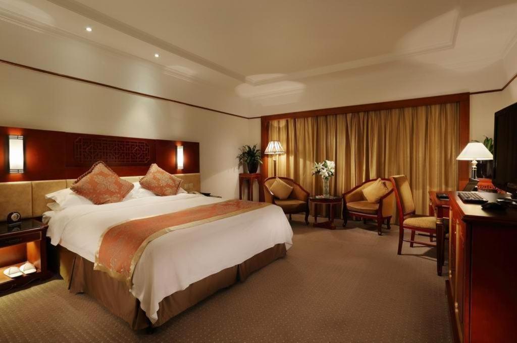 Hotel Capital